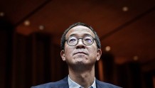 俞敏洪讲错话,公关应该放任还是看住老板